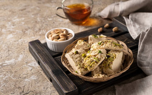 تصویر 3 از قیمت حلوا شکری کنجدی + خرید باور نکردنی