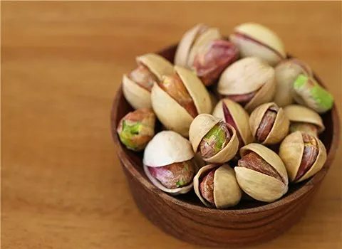 تصویر 2 از قیمت خرید پسته تازه دامغان + فروش ویژه
