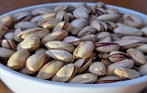 تصویر 4 از قیمت خرید پسته اکبری دامغان + فروش ویژه