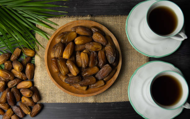 تصویر 3 از قیمت خرید خرما زاهدی پیارم با فروش عمده