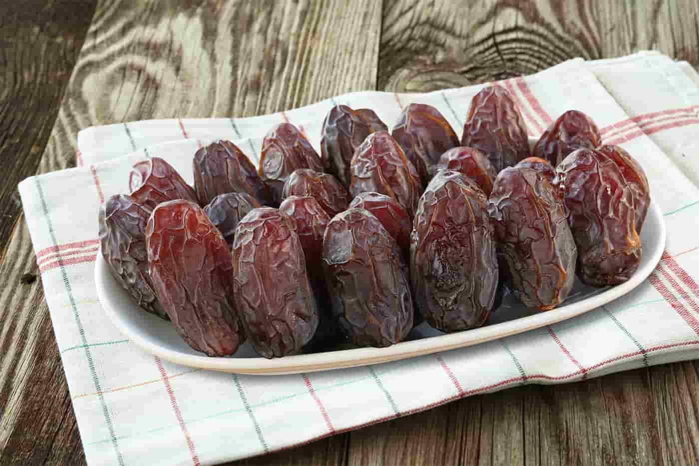 تصویر 1 از خرید جدید ترین انواع خرما رطب خارک