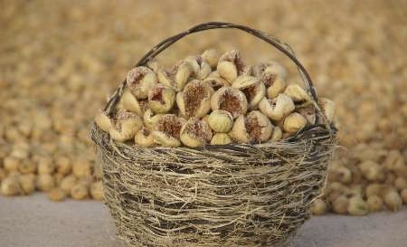 تصویر 5 از قیمت انجیر خشک کوچک با کیفیت ارزان + خرید عمده