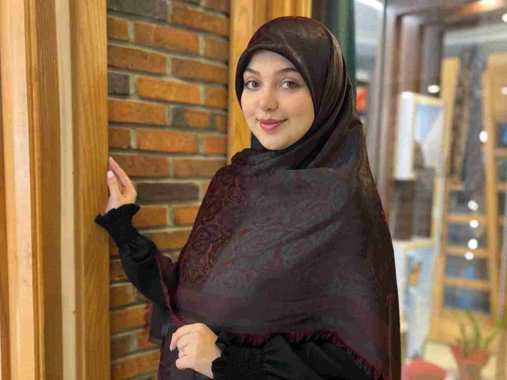تصویر 5 از قیمت روسری نخ ابریشم ژاکارد لمه دار + خرید باور نکردنی