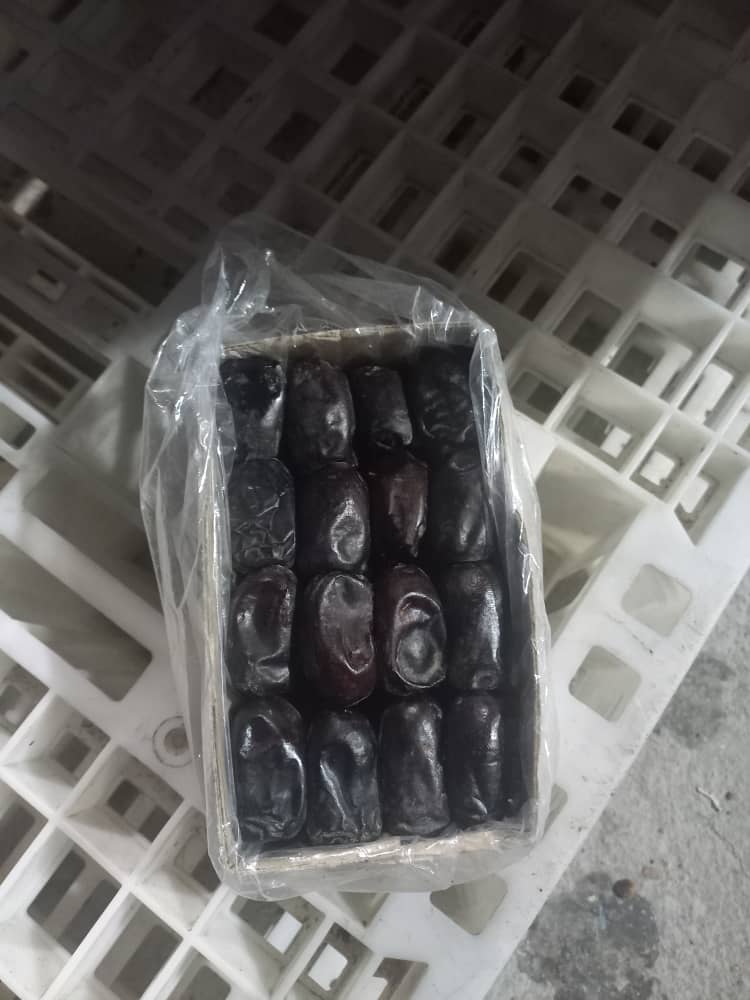 تصویر 2 از قیمت خرید عمده خرما مضافتی صادراتی عنبرآباد + مستقیم و بدون واسطه