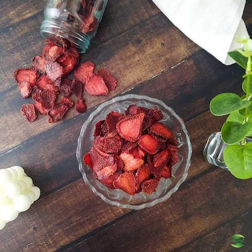 تصویر 4 از خرید توت فرنگی خشک صادراتی + قیمت فروش عمده