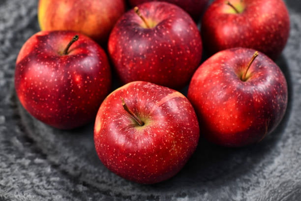 تصویر 1 از خرید و قیمت سیب قرمز ارومیه + فروش عمده