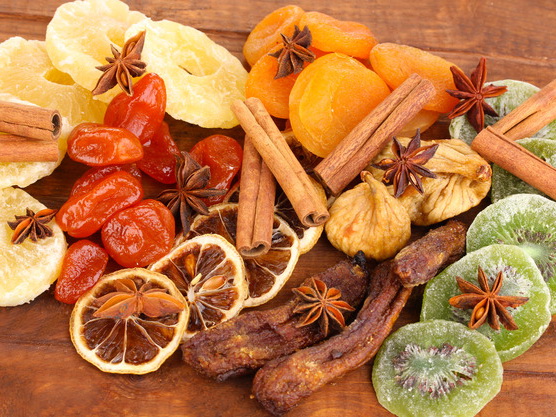 تصویر 4 از میوه خشک مخلوط 5 میوه تازه با عطر و طعم ماندگار