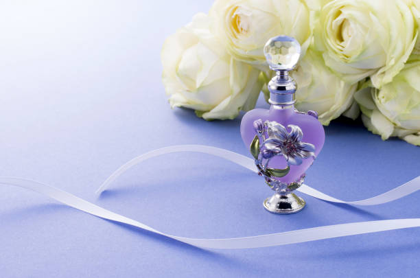 تصویر 2 از خرید اسانس عطر یارا + قیمت فروش استثنایی