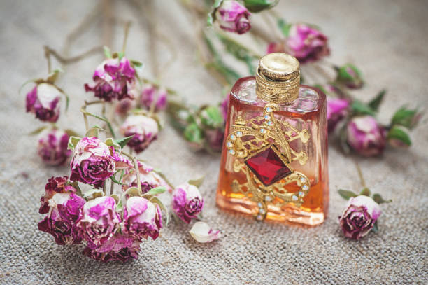 تصویر 3 از خرید اسانس عطر یارا + قیمت فروش استثنایی