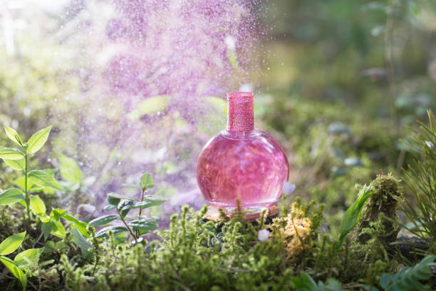 تصویر 5 از قیمت خرید اسانس عطر مگاماره + فروش ویژه