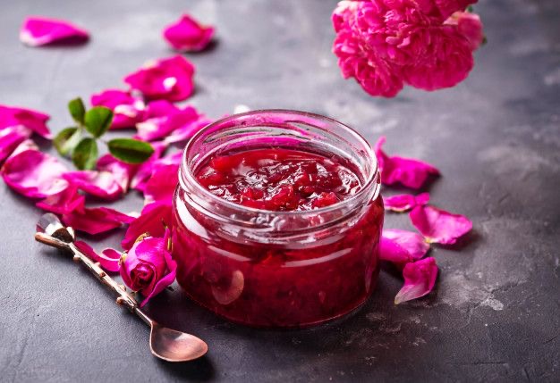 تصویر 1 از قیمت و خرید مربای گل شانا ۵۷۰ گرمی با فروش عمده