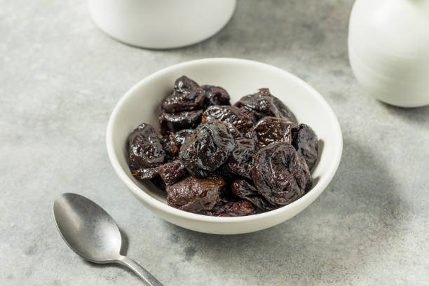تصویر 1 از خرید آلوبخارا خشک خانگی محلی + قیمت فروش استثنایی