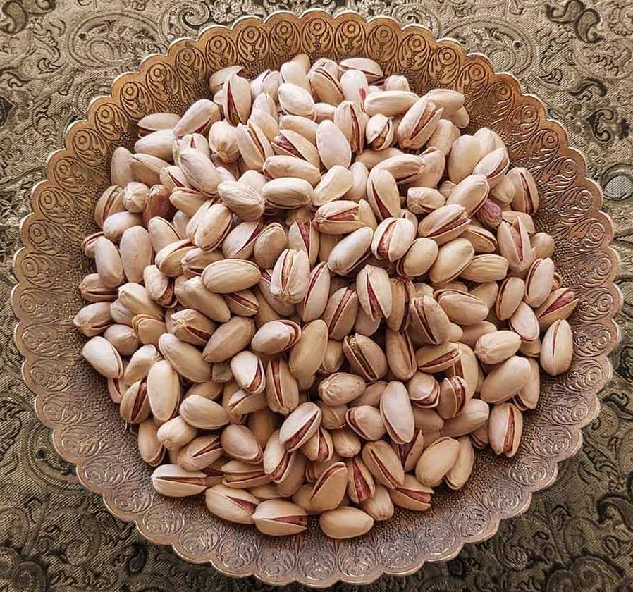 پسته اکبری باسکول یکدست با کنترل کیفیت عالی