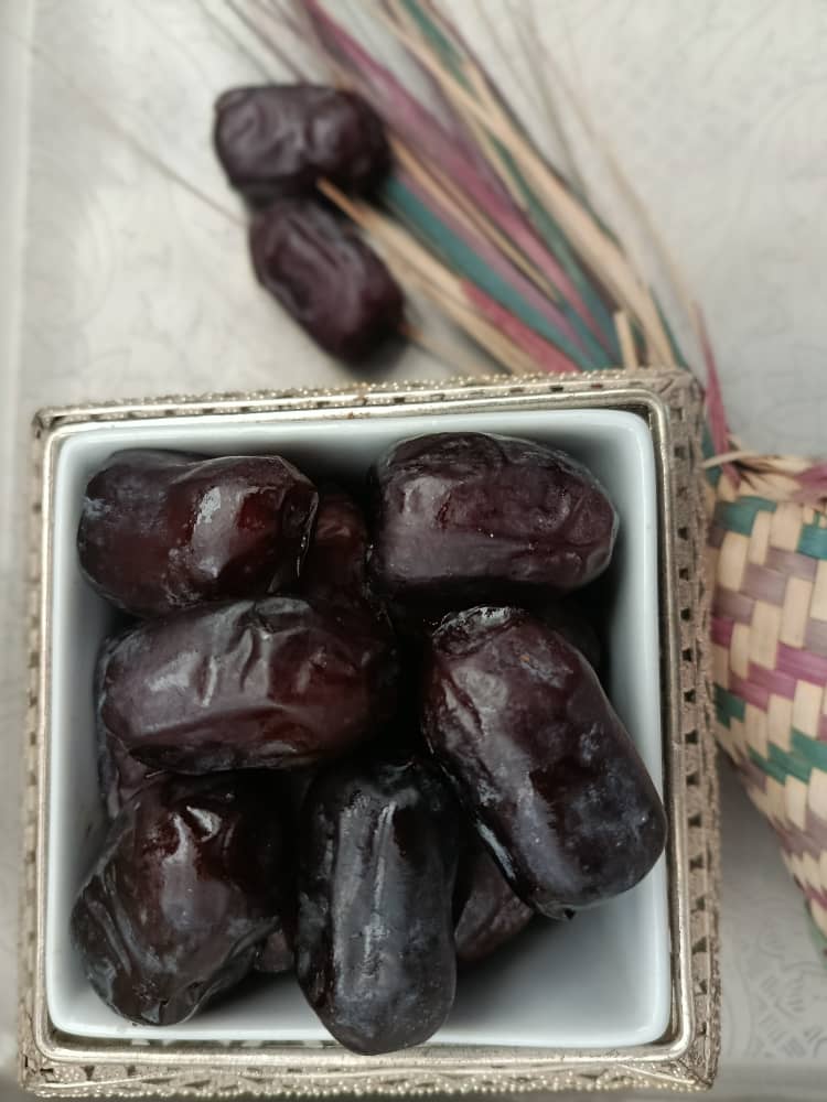 خرید مستقیم خرمای مضافتی بم + فروش به صرفه و عمده