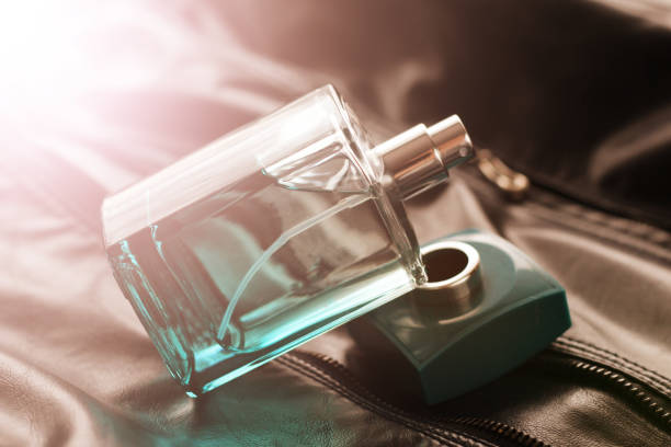 تصویر 5 از عطر مردانه اصل با حس قدرت و اعتماد