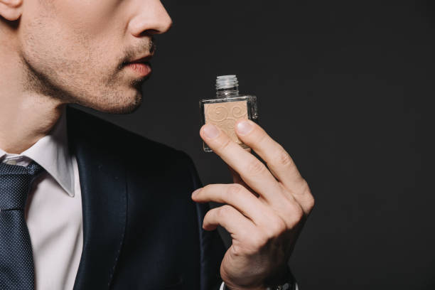 تصویر 3 از عطر مردانه کلاسیک با امضای اصالت و شخصیت