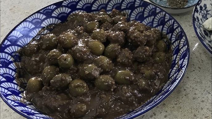 تصویر 1 از زیتون پرورده مخصوص شمال با ترکیب رب انار و سبزی معطر