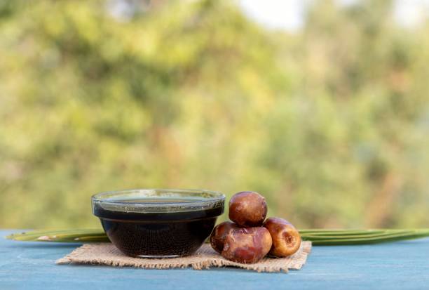 تصویر 1 از شیره خرما ممتاز با طعمی اصیل و سرشار از ویتامین و مواد معدنی
