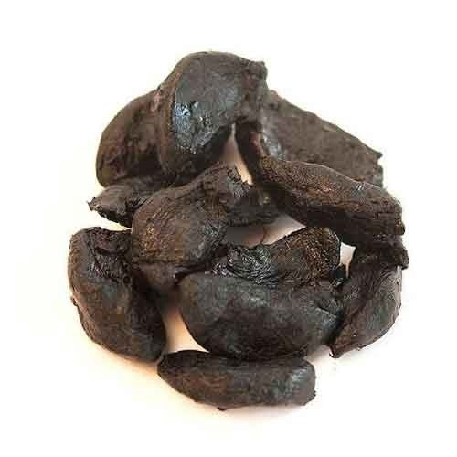 تصویر 1 از سیر سیاه خشک شده مقوی دارای طعم شیرین و اثرات مثبت سلامتی