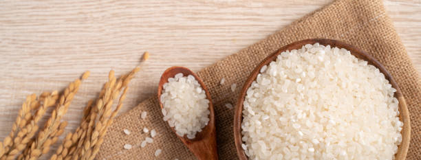 خرید برنج کامفیروز اصل با عصر طبیعی و طعم خانگی