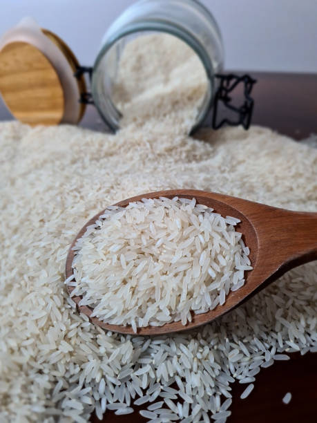 تصویر 3 از برنج کامفیروز شیراز + انتخاب حرفه ای برای آشپزی ایرانی