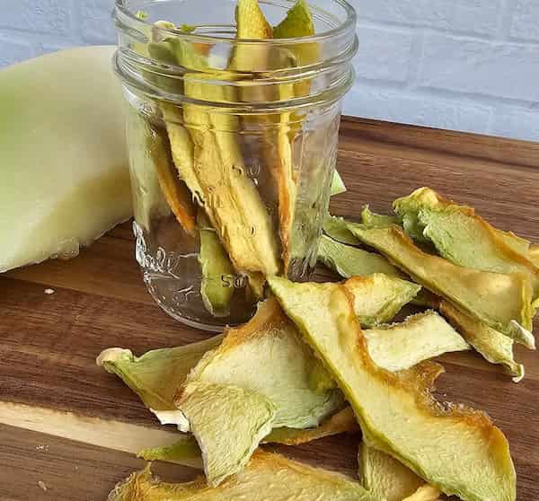 تصویر 2 از طالبی شیرین خشک با رنگ طبیعی و بدون مواد افزودنی