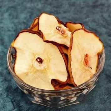 تصویر 1 از گلابی خشک خوش طعم و تازه بدون مواد نگه دارنده