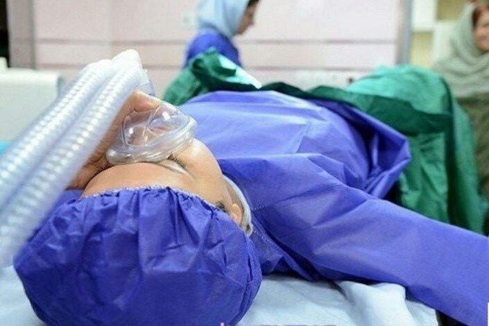 گان زایمان طراحی شده متناسب بدن بیمار با پارچه ضد خارش
