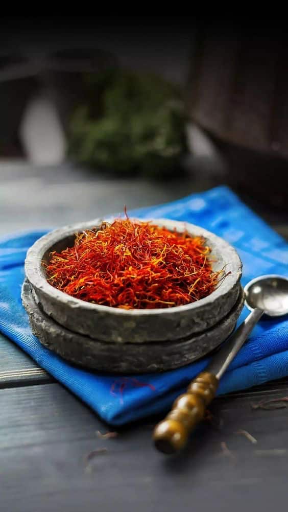 تصویر 3 از زعفران اعلا مناسب دمنوش و نوشیدنی