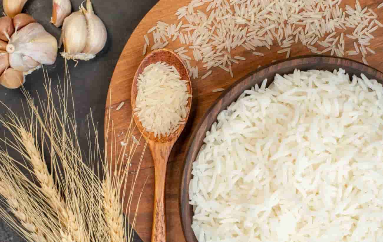 تصویر 4 از برنج فجر شمشیری تهیه‌ شده از شالیزار های شمال کشور