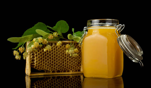 تصویر 3 از عسل گون آویشن با رایحه طبیعی گیاهان کوهستانی