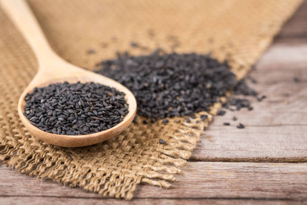 سیاه دانه معطر با عطر طبیعی و طعم گرم