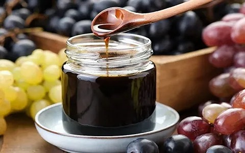 تصویر 2 از شیره انگور سنتی خوش‌ طعم و غلیظ