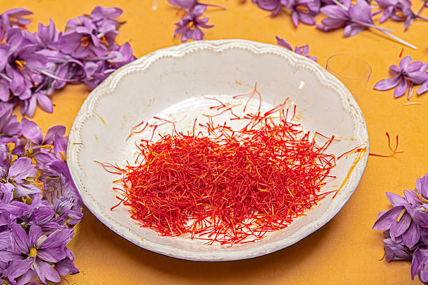 تصویر 2 از زعفران نگین اصل کاملا طبیعی و ارگانیک