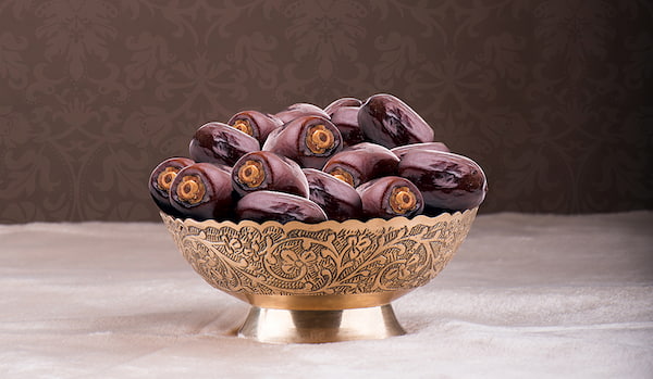 خرما مضافتی نیم کیلویی با بسته بندی بهداشتی