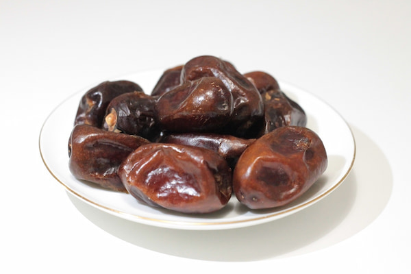 تصویر 1 از خرما مضافتی ساده تازه و خوشمزه با کیفیت عالی