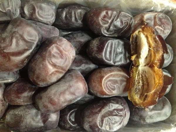 تصویر 1 از خرما مضافتی لوکس تازه و شیرین ویژه پذیرایی مهمان‌ها و مجالس