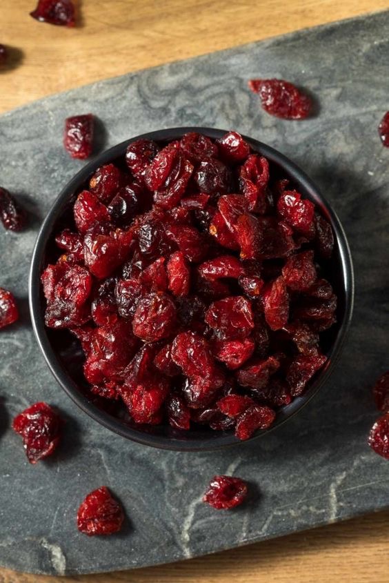 تصویر 3 از آلو سیاه تازه با عطر قوی و ماندگاری مناسب