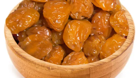 تصویر 2 از آلو بخارا حاج حسنی درشت و با کیفیت مرغوب مناسب صادرات