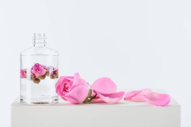تصویر 2 از گلاب اصیل با اسانس قوی و ماندگاری بالا
