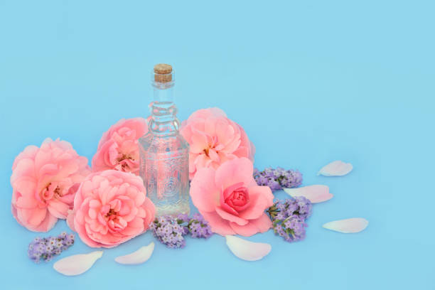 تصویر 1 از گلاب کاشان دو آتیشه با رایحه سنگین و کیفیت بالا