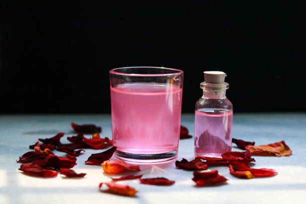 تصویر 2 از گلاب اعلاء با بوی واقعی گل و طعم خالص