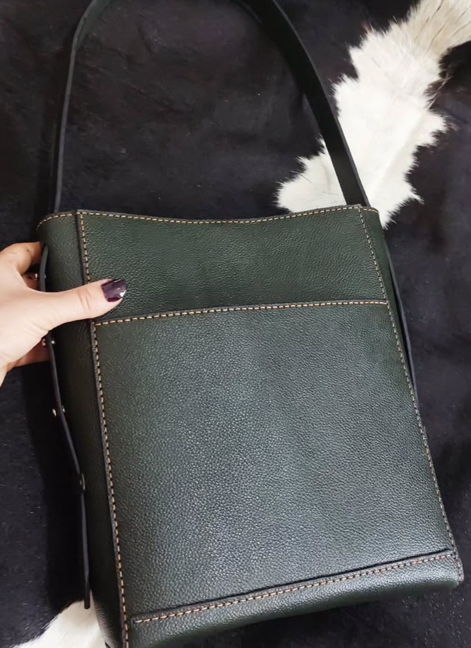 کیف دوشی زنانه چرم دستدوز با قیمت به صرفه