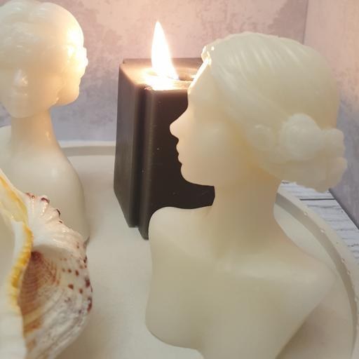 تصویر 1 از شمع بدون رایحه مجسمه‌ای دختر