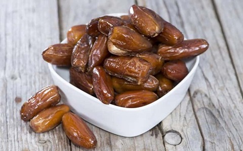تصویر 1 از خرما کبکاب طلایی طبیعی و خوشمزه مناسب رژیم غذایی سالم