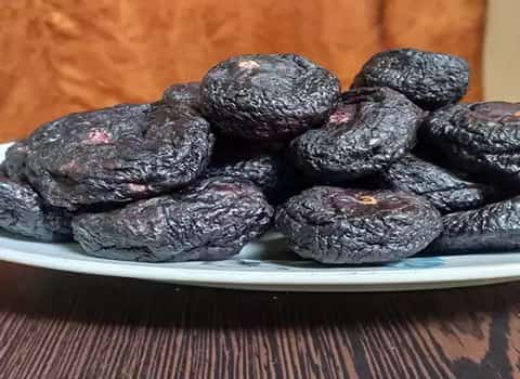 تصویر 2 از انجیر خشک مشکی طعم اصیل و هیجان انگیز