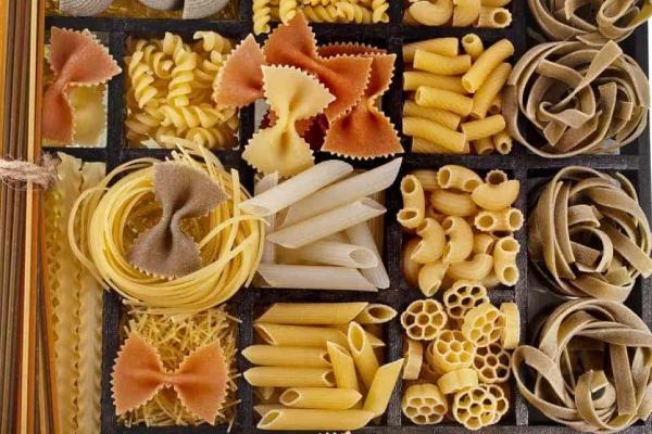 فروش عمده ماکارونی فله در اشکال مختلف