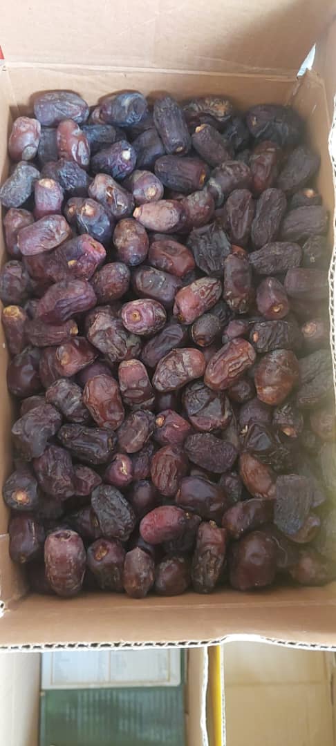 تصویر 2 از فروش خرما ضایعاتی جنوب ایران