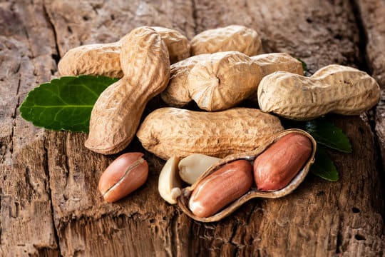 تصویر 2 از بادام زميني روکش دار ترد و خوش طعم مناسب ميان وعده