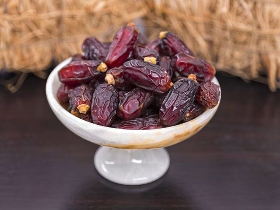 خرمای مضافتی ممتاز مخصوص پذیرایی